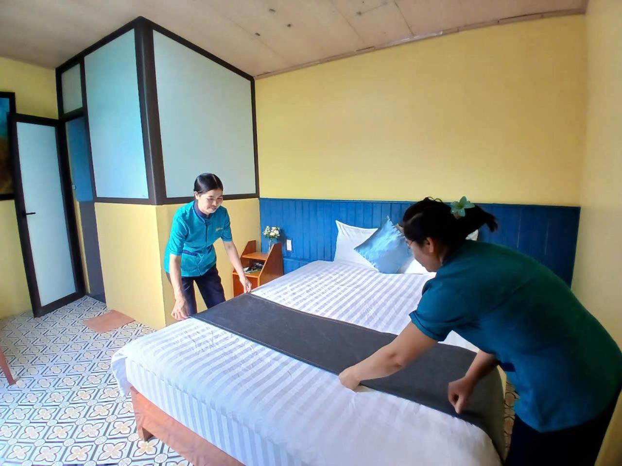 Catba Papillon Garden Bungalows & Resort Hien Hao Buitenkant foto